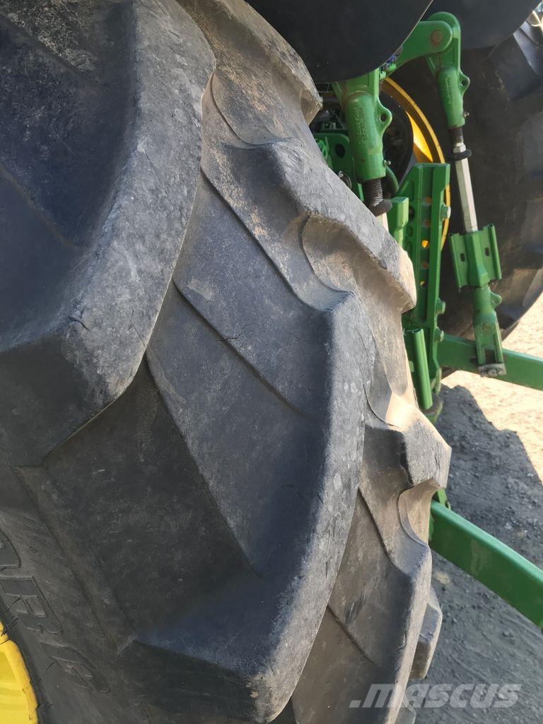 John Deere 6110 M AUTOPOWER الجرارات