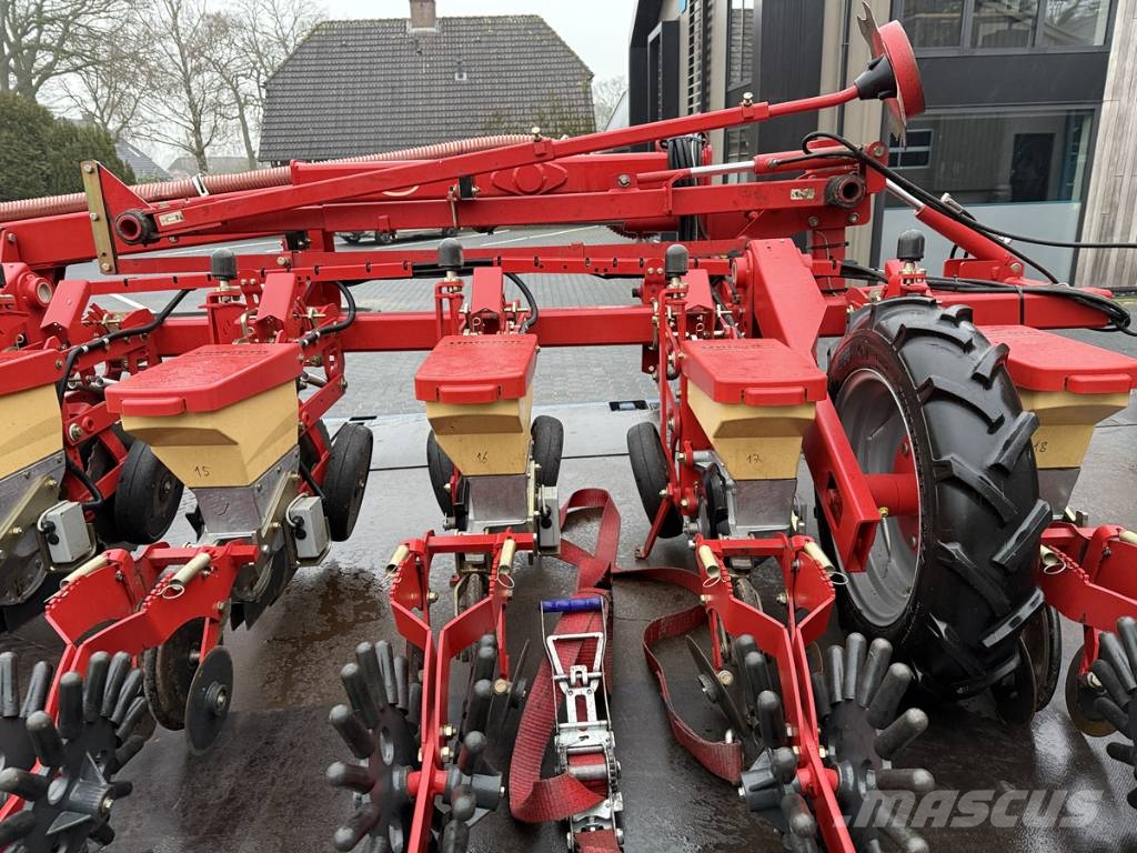 Kverneland Unicorn SD zaaimachine Drillmaschinen