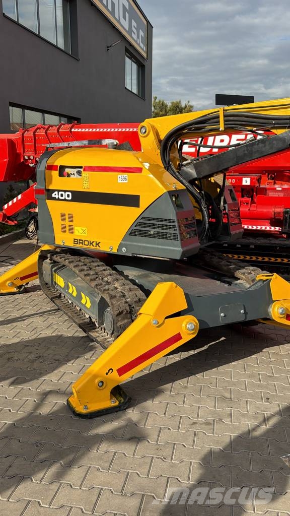 Brokk 400 Εκσκαφείς κατεδαφίσεων