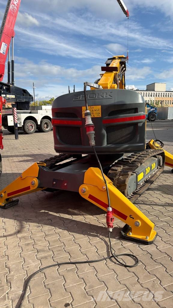 Brokk 400 Εκσκαφείς κατεδαφίσεων