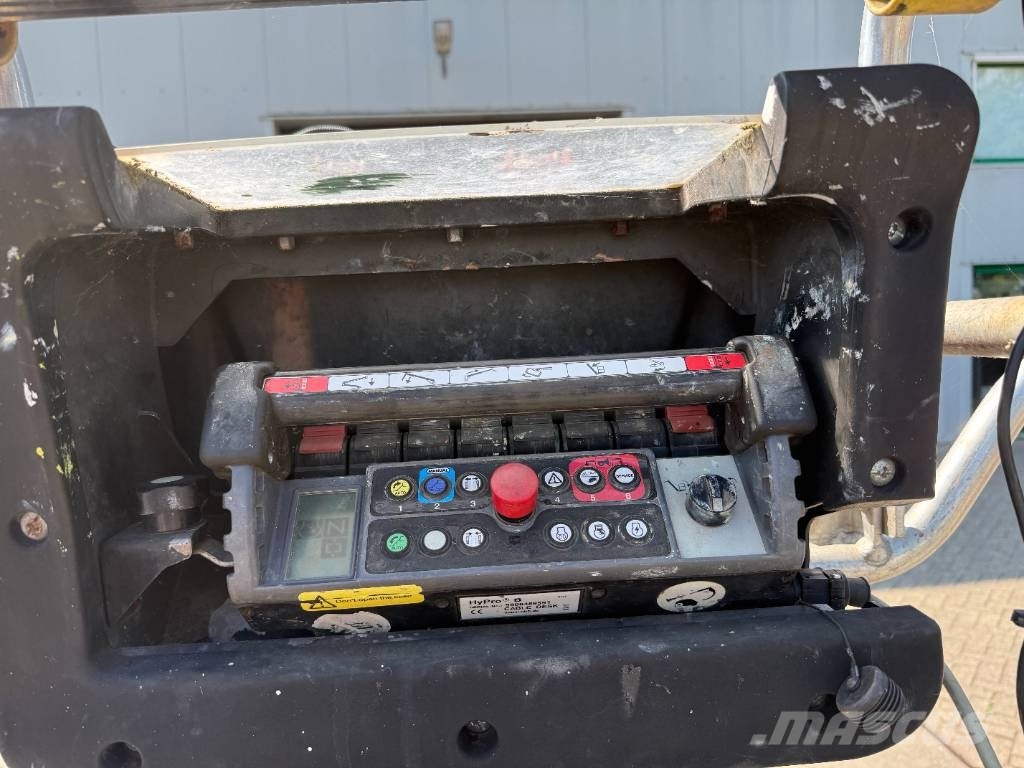JLG X 17 J Plus Spinhoogwerker Knikarmhoogwerkers