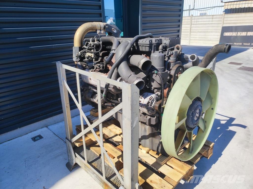 Mercedes-Benz OM904 LA Engines