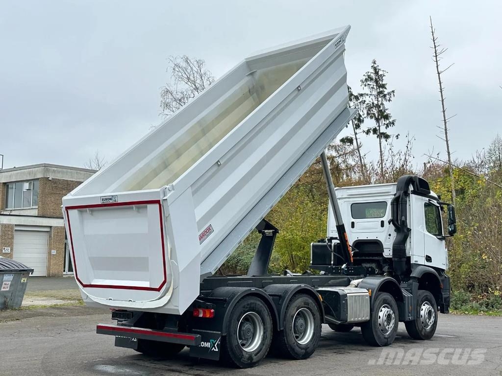 Mercedes-Benz Arocs 4145 Mercedes-Benz AROCS 5 4145 8X4 E6e Euro Sora- ja kippiautot