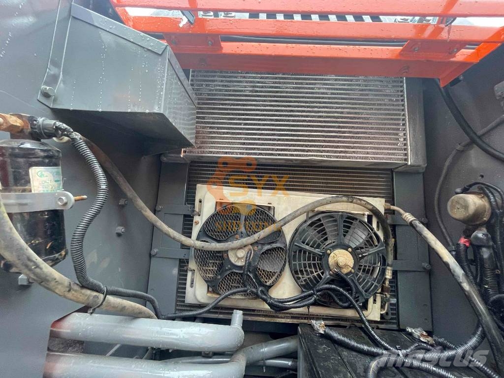 Hitachi Sumitomo ZX 200-5 G 대형 굴삭기 29톤 이상