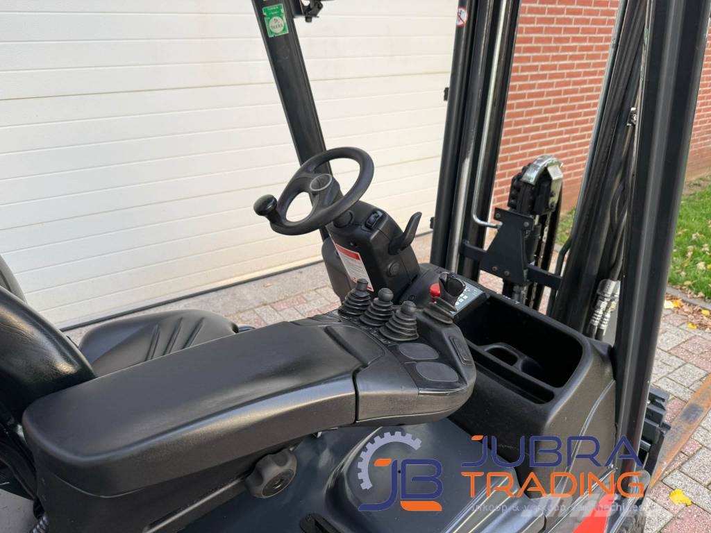 Linde E16P-02 Электропогрузчики
