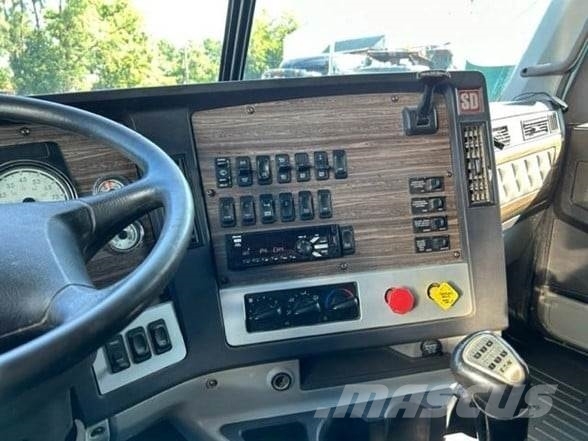Freightliner CORONADO 122 SD Prime Movers