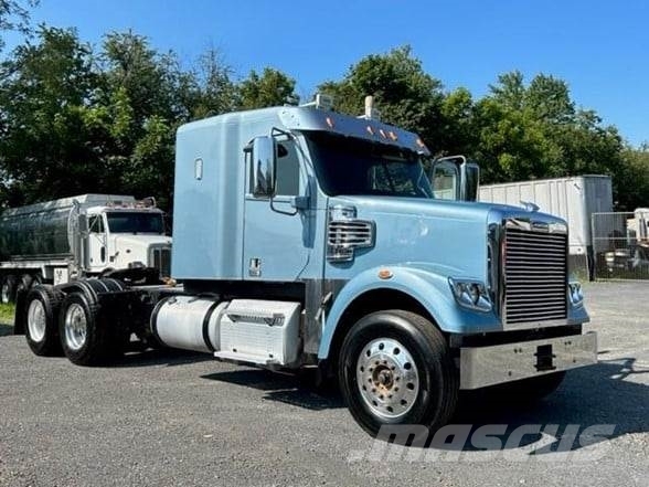 Freightliner CORONADO 122 SD Prime Movers