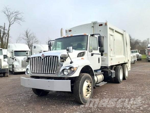 International WORKSTAR 7400 垃圾車