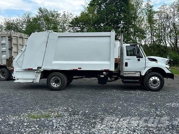 International WORKSTAR 7400 垃圾車