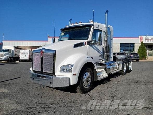 Kenworth T880 Naudoti vilkikai