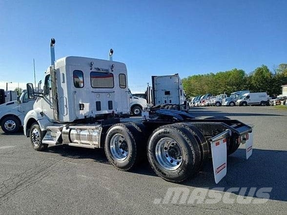 Kenworth T880 Naudoti vilkikai