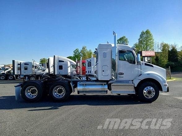 Kenworth T880 Naudoti vilkikai