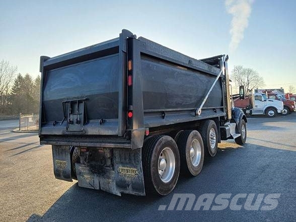 Kenworth T880 傾卸式卡車