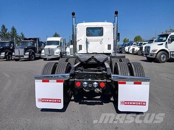 Kenworth W990 وحدات الجر