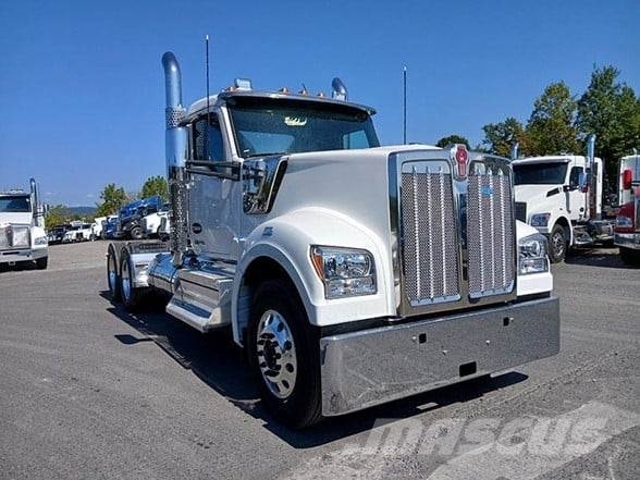 Kenworth W990 وحدات الجر