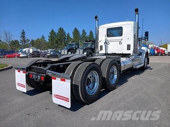 Kenworth W990 وحدات الجر