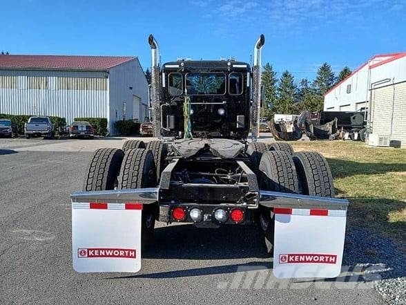 Kenworth W990 وحدات الجر