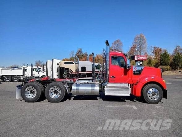Kenworth W990 وحدات الجر