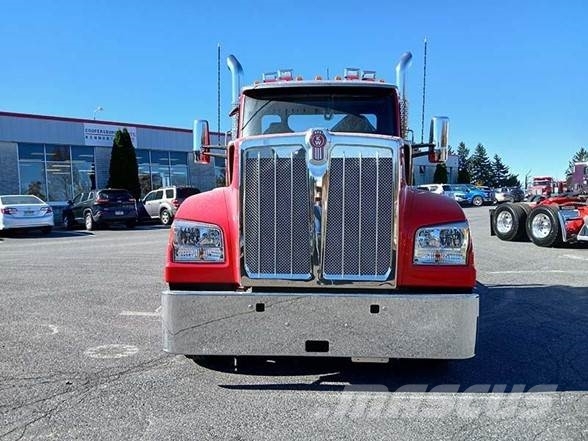 Kenworth W990 وحدات الجر