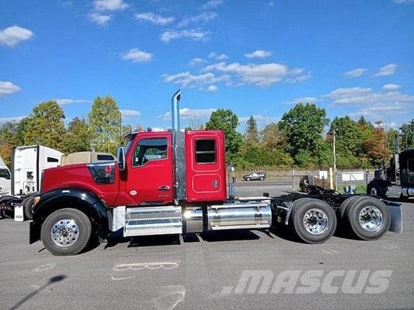 Kenworth W990 وحدات الجر