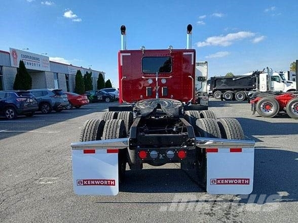 Kenworth W990 وحدات الجر