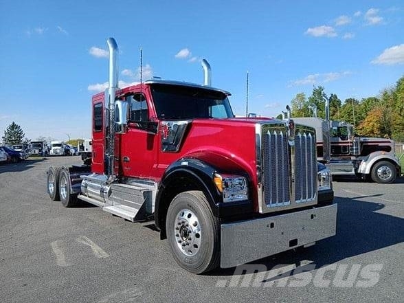 Kenworth W990 وحدات الجر