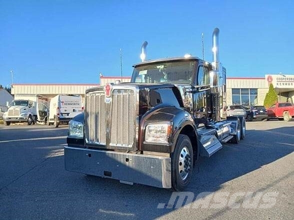 Kenworth W990 وحدات الجر