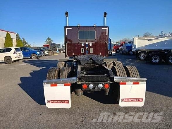 Kenworth W990 وحدات الجر