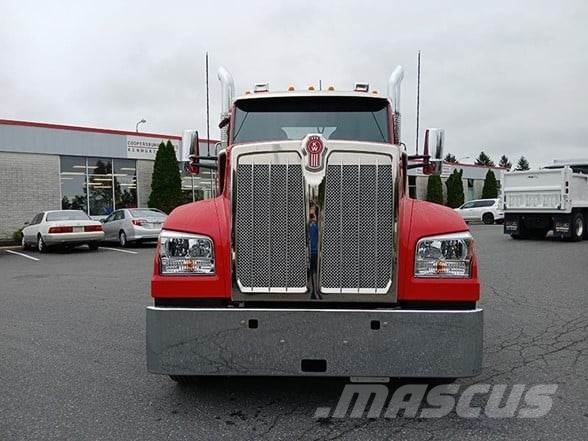 Kenworth W990 وحدات الجر