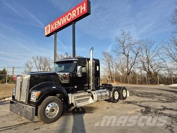 Kenworth W990 وحدات الجر
