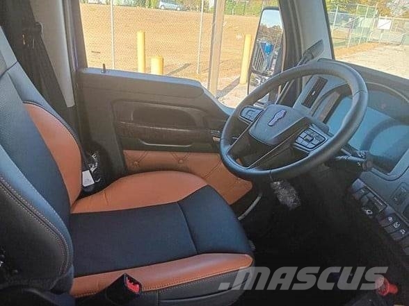 Kenworth W990 وحدات الجر