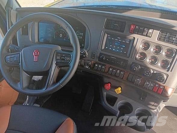 Kenworth W990 وحدات الجر