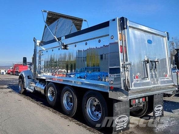 Kenworth W990 Autobasculanta