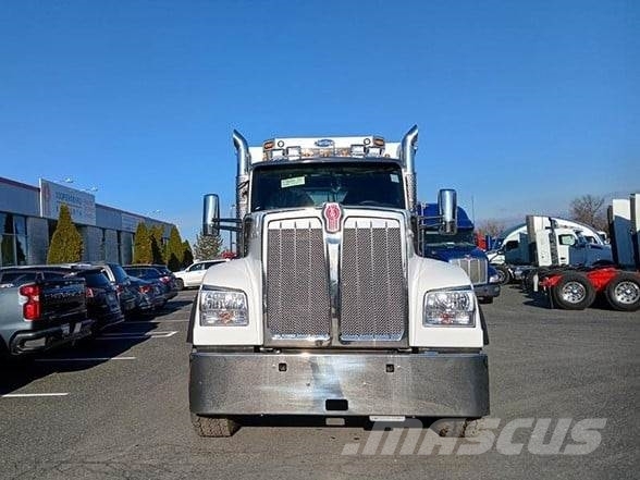 Kenworth W990 Autobasculanta