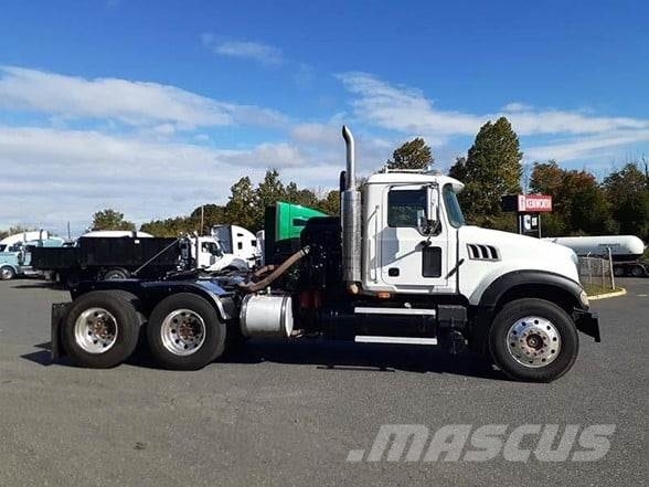 Mack GRANITE CTP713 曳引機組件