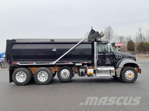 Mack GRANITE GU713 傾卸式卡車