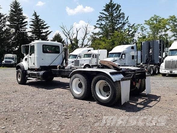 Mack GRANITE GU713 曳引機組件
