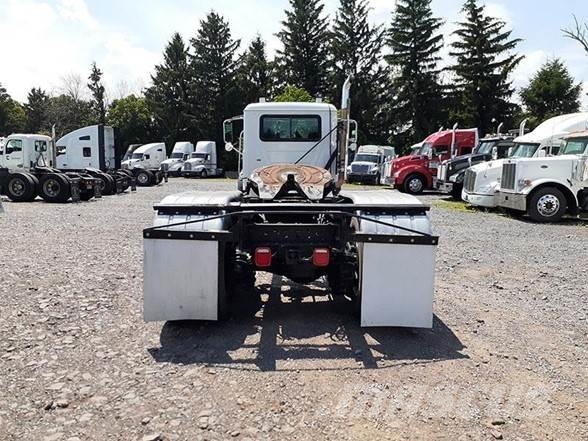 Mack GRANITE GU713 曳引機組件