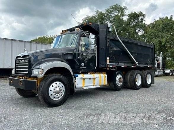 Mack GRANITE GU713 Tipper trucks