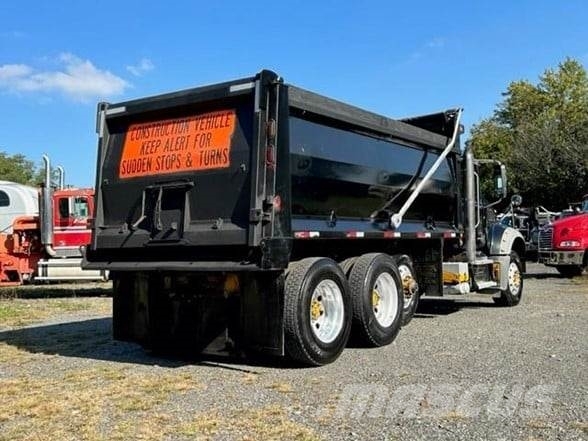 Mack GRANITE GU713 傾卸式卡車