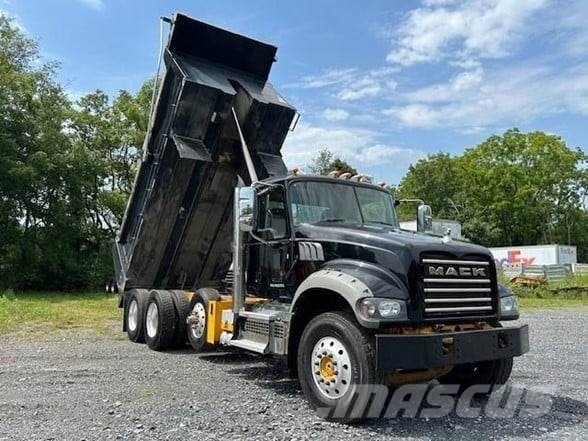 Mack GRANITE GU713 傾卸式卡車