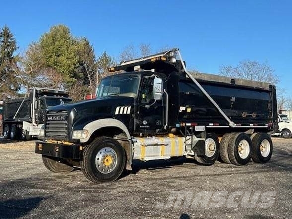 Mack GRANITE GU713 傾卸式卡車
