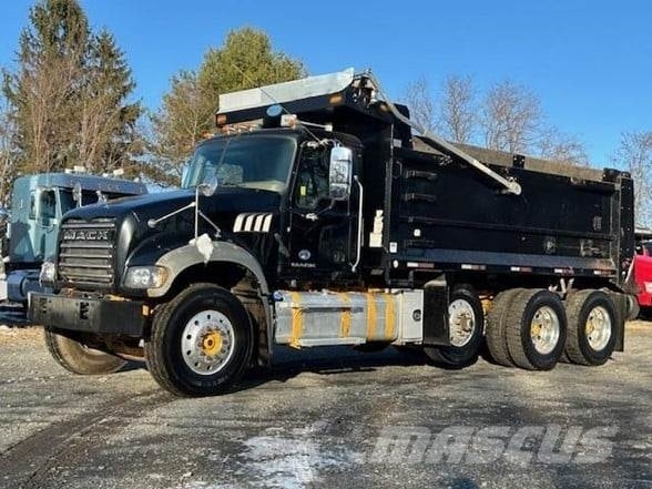 Mack GRANITE GU713 傾卸式卡車