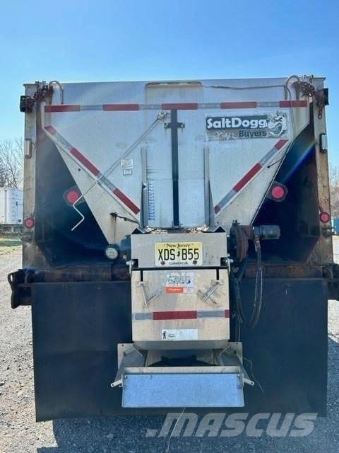 Mack RD688S Billenő teherautók