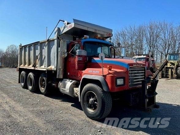 Mack RD688S Billenő teherautók