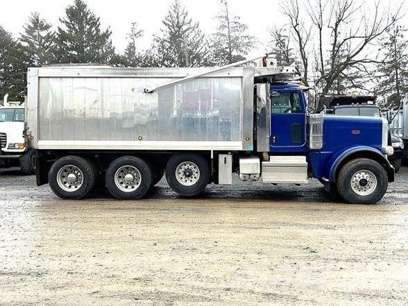 Peterbilt 389 傾卸式卡車