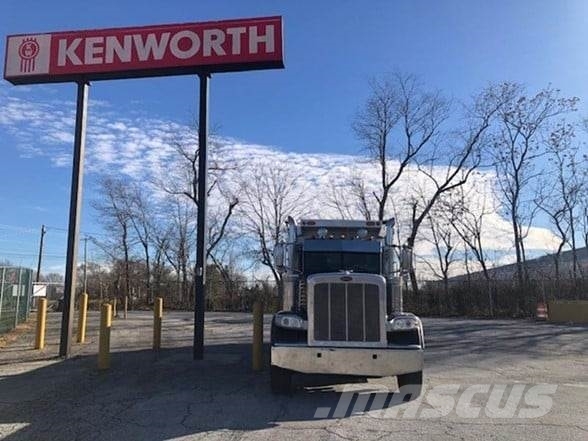 Peterbilt 389 Savivarčių priekabų vilkikai