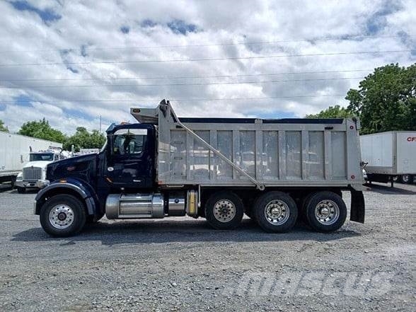 Peterbilt 567 Savivarčių priekabų vilkikai