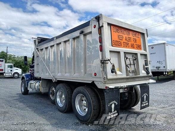 Peterbilt 567 Savivarčių priekabų vilkikai