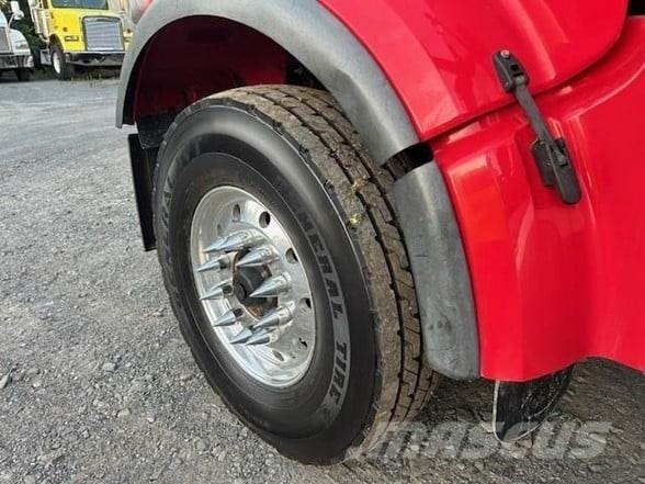 Peterbilt 567 Kipper